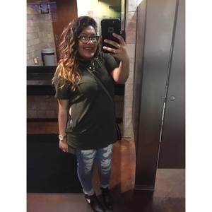 Meet your Posher, Noemi